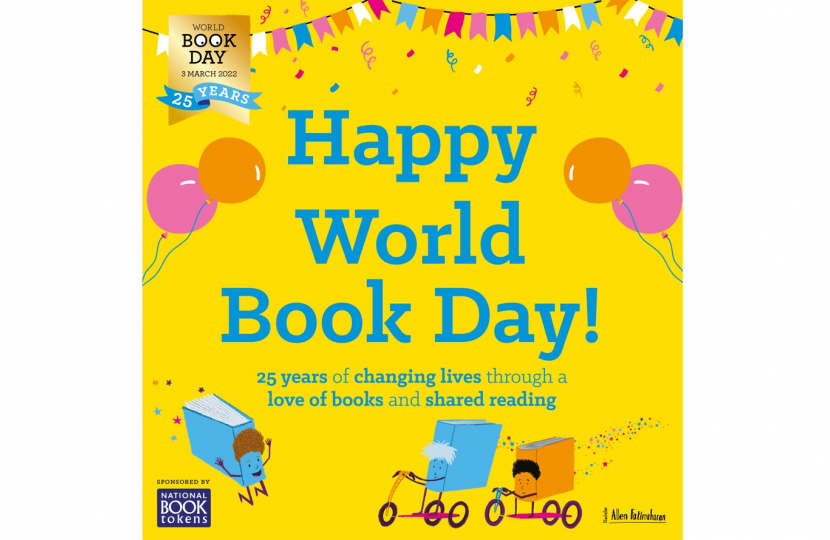 Henry Smith MP celebrates 25th World Book Day