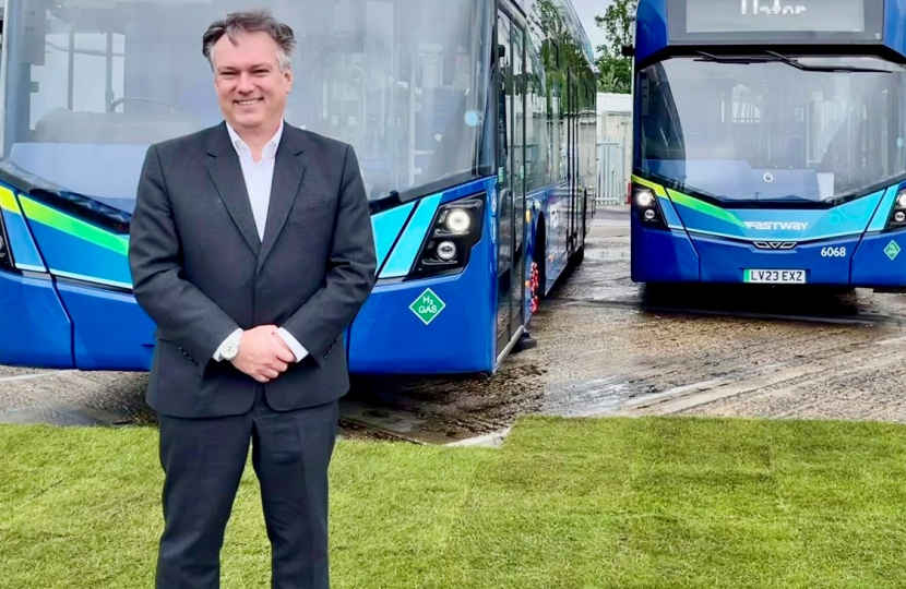 Henry Smith MP welcomes over £10 million of Government funding for brand new zero emission buses in West Sussex