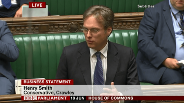 Henry Smith MP calls for further reform to Air Passenger Duty in Parliament