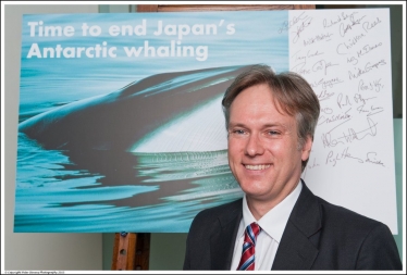 Henry Smith MP supports calls for an end to Japan's Antarctic whaling