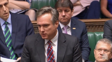Crawley MP questions Prime Minister on Brexit and rail delivery