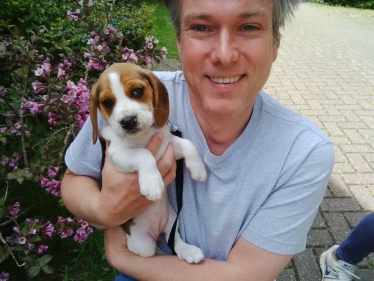 Crawley MP hails Government plans to ban third party puppy and kitten sales