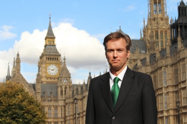 Henry Smith MP hails Crawley-based B&CE